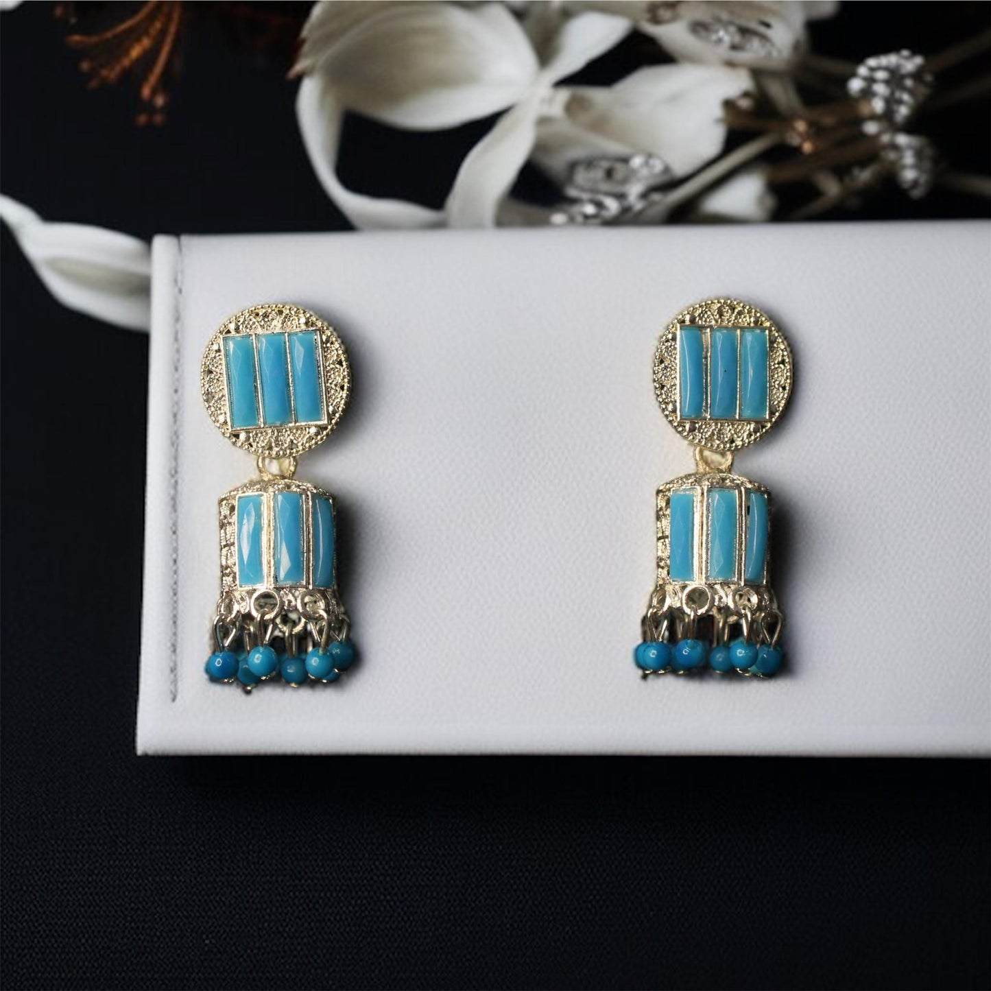 Scarlet Heritage earring