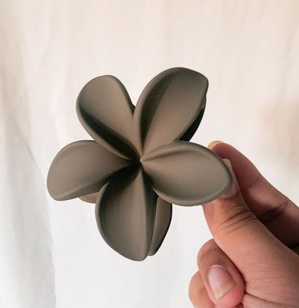 Bloom Matte Flower Hair Claw Clips