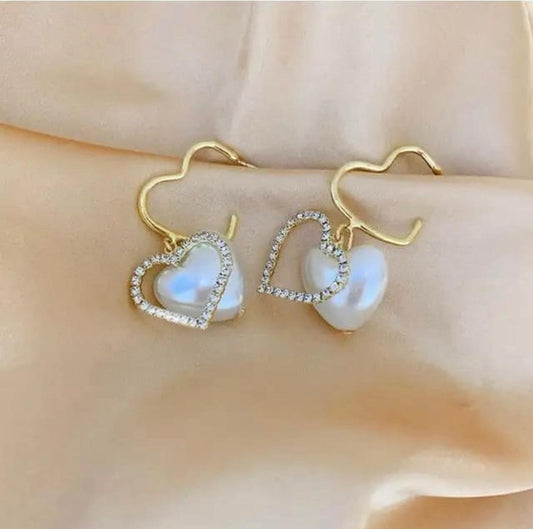 Elegant Heart Pearl Dangle Earrings